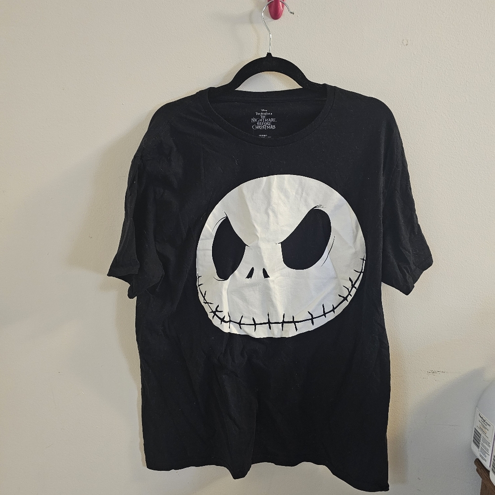 Nightmare before christmas shirt size xl